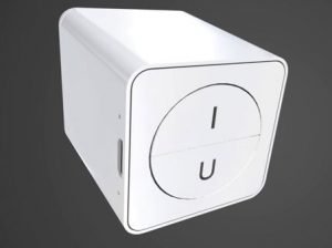 máy phiên dịch IU