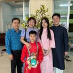Hồng Thắm Vũ